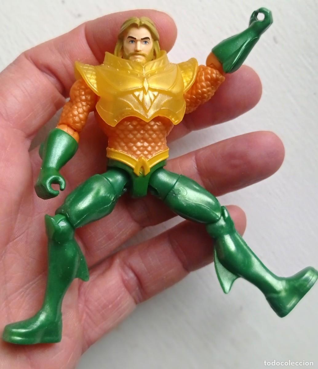 Figuras y mu&ntilde;ecos DC: figura de acci&oacute;n AQUAMAN articulada y de DC Comic - Foto 6