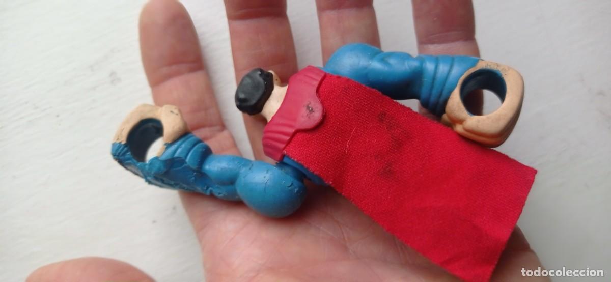 Figuras y mu&ntilde;ecos DC: Antigua figura de SUPERMAN con brazos elasticos de DC - Foto 3