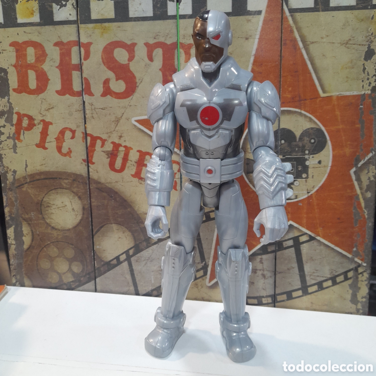 Figuras y mu&ntilde;ecos DC: Figura de DC: Ciborg - Foto 1