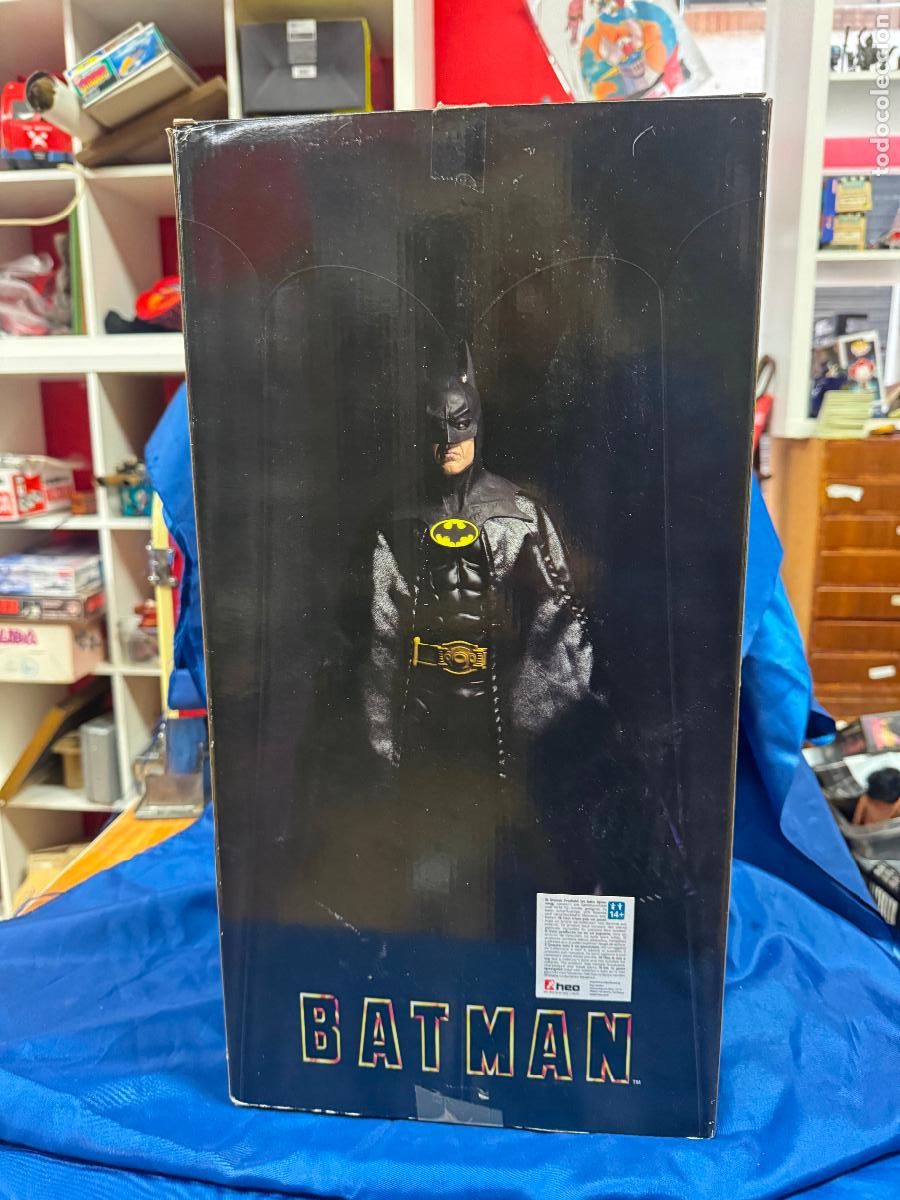 Figuras y mu&ntilde;ecos DC: NECA Figura Michael Keaton Batman 1989 - Foto 5