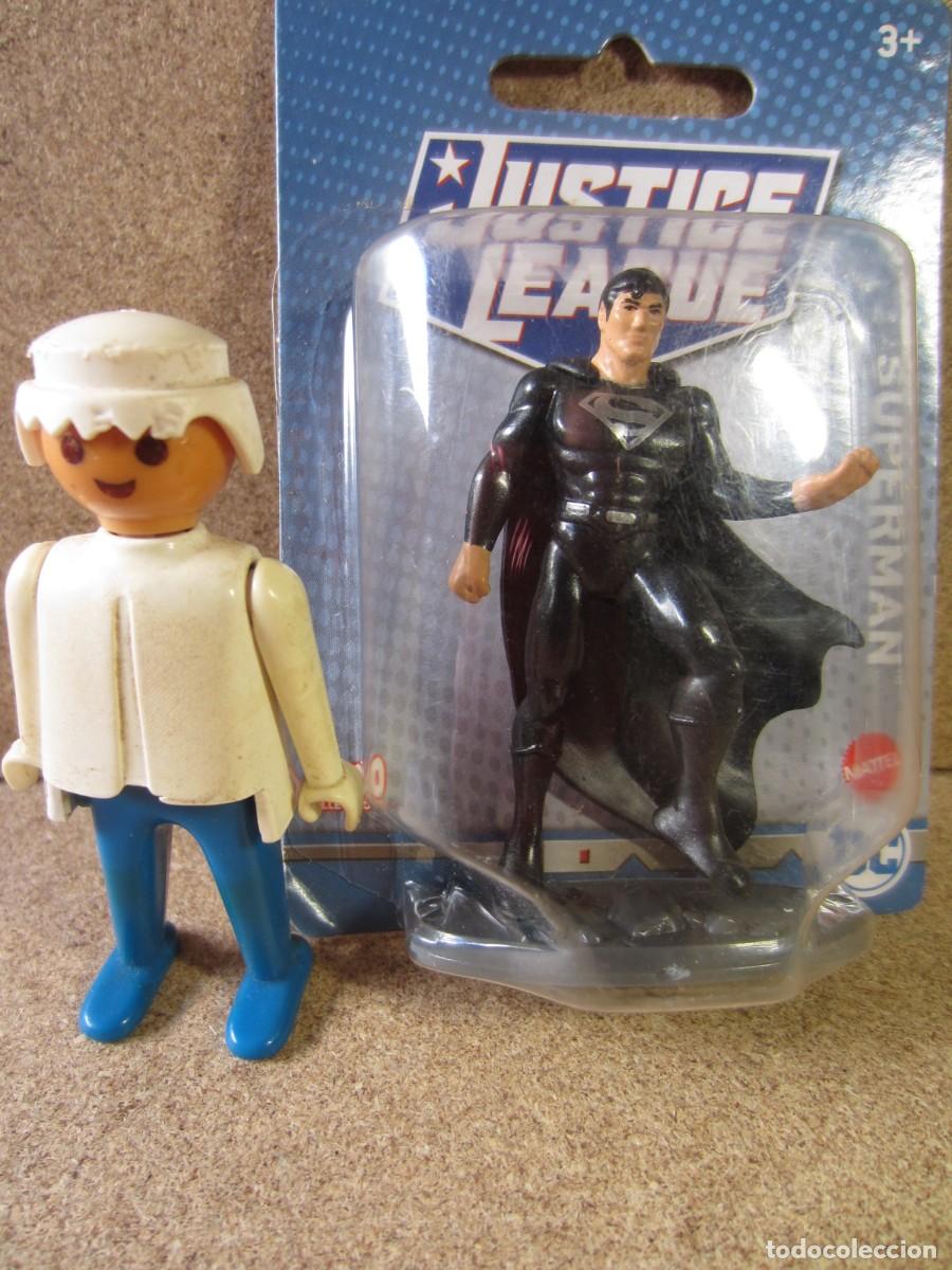 Figuras y mu&ntilde;ecos DC: Superman (Black) DC Justice League Micro Collection (Mattel Ref. GRG15) - Foto 4