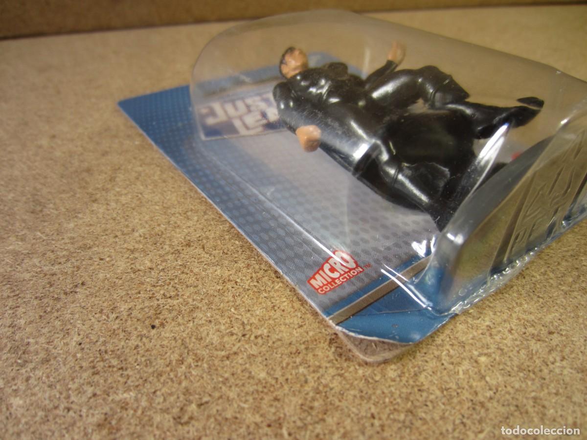 Figuras y mu&ntilde;ecos DC: Superman (Black) DC Justice League Micro Collection (Mattel Ref. GRG15) - Foto 5