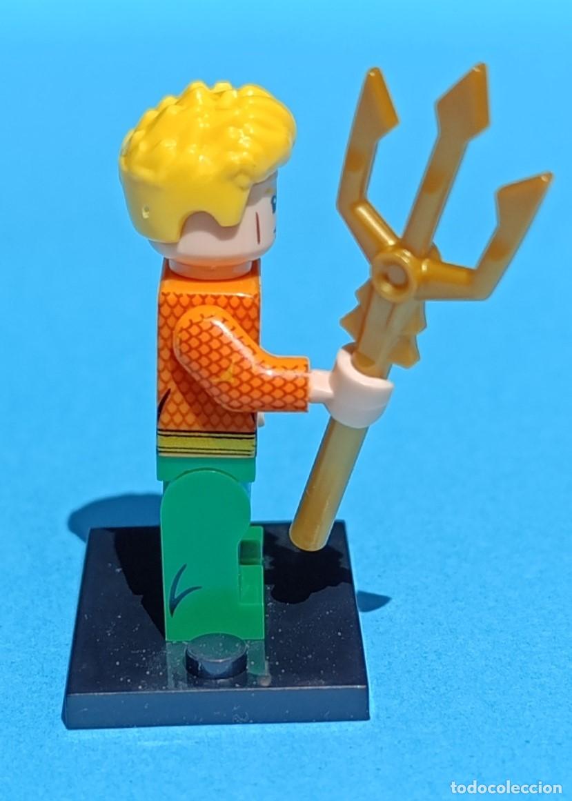 Figuras y mu&ntilde;ecos DC: Minifigura Aquaman C&oacute;mic - DC Comics mu&ntilde;eco - Foto 5
