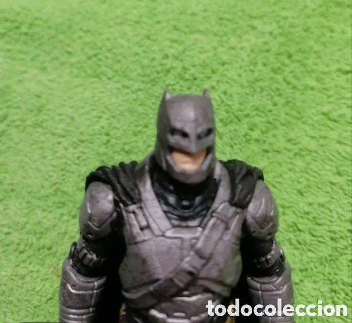 Figuras y mu&ntilde;ecos DC: Figura Batman del 2015 - Foto 3