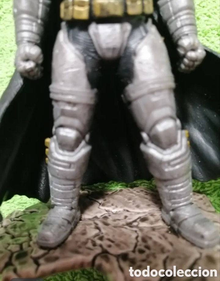 Figuras y mu&ntilde;ecos DC: Figura Batman del 2015 - Foto 5
