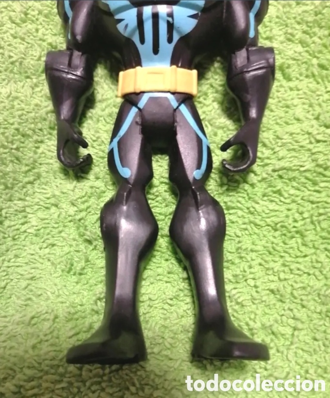 Figuras y mu&ntilde;ecos DC: Figura de Batman del 2009 - Foto 3