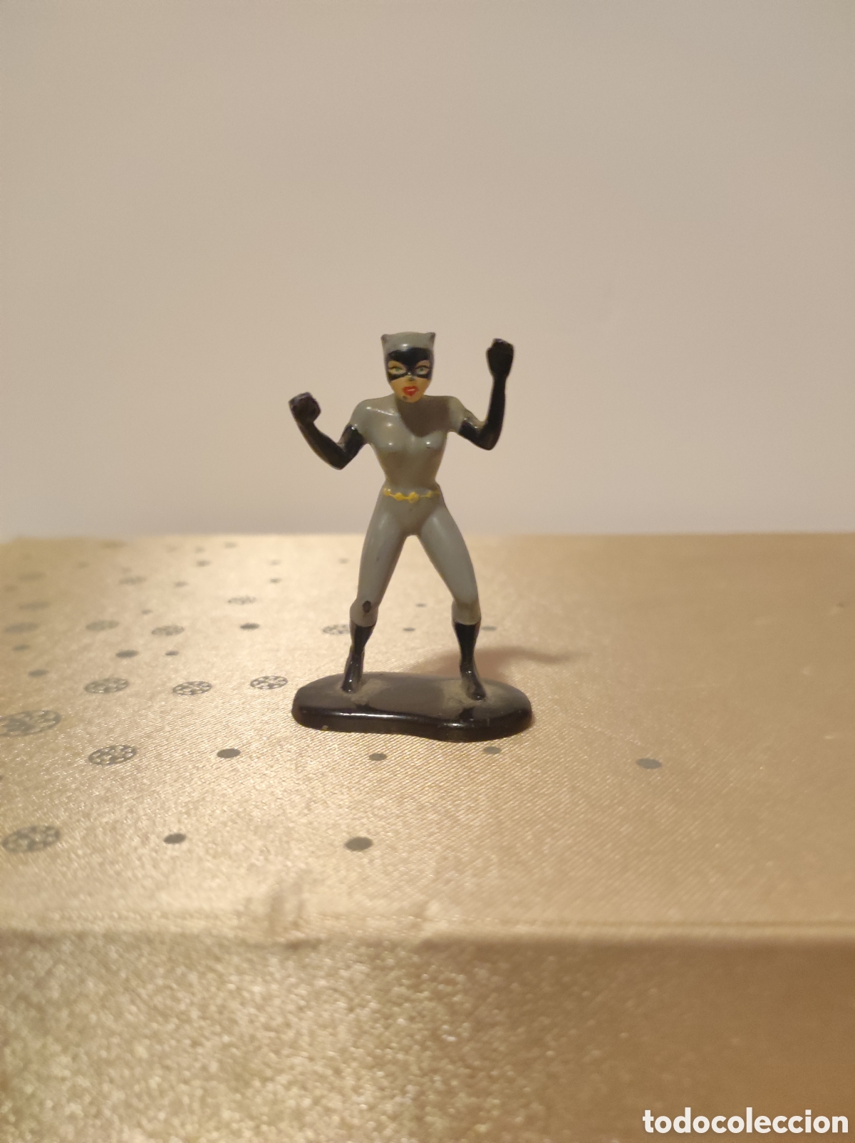 Figuras y Mu&ntilde;ecos DC: Catwoman figura metalica DC