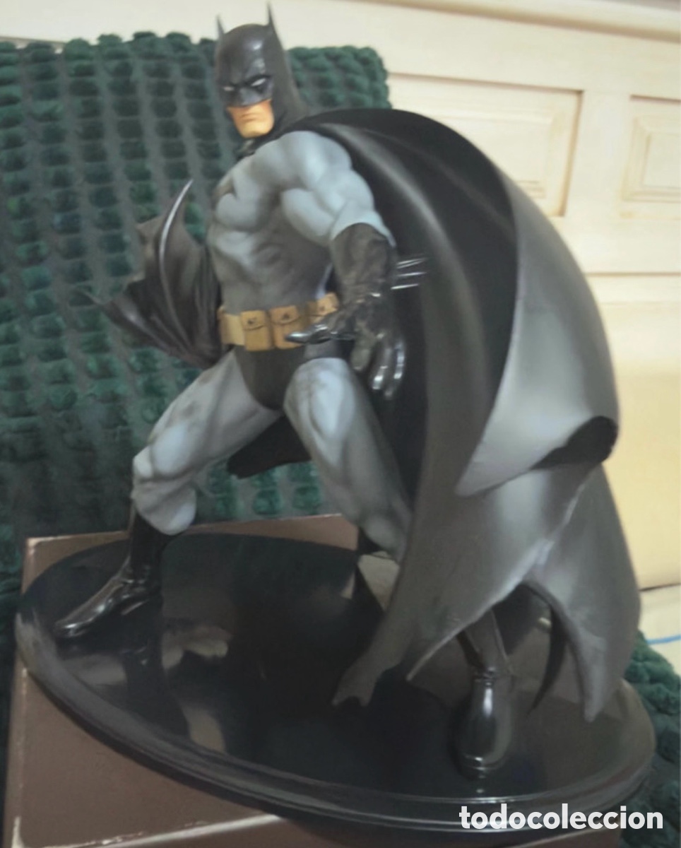 Figuras y mu&ntilde;ecos DC: Figura Batman ARTFX Black Costume - Foto 4