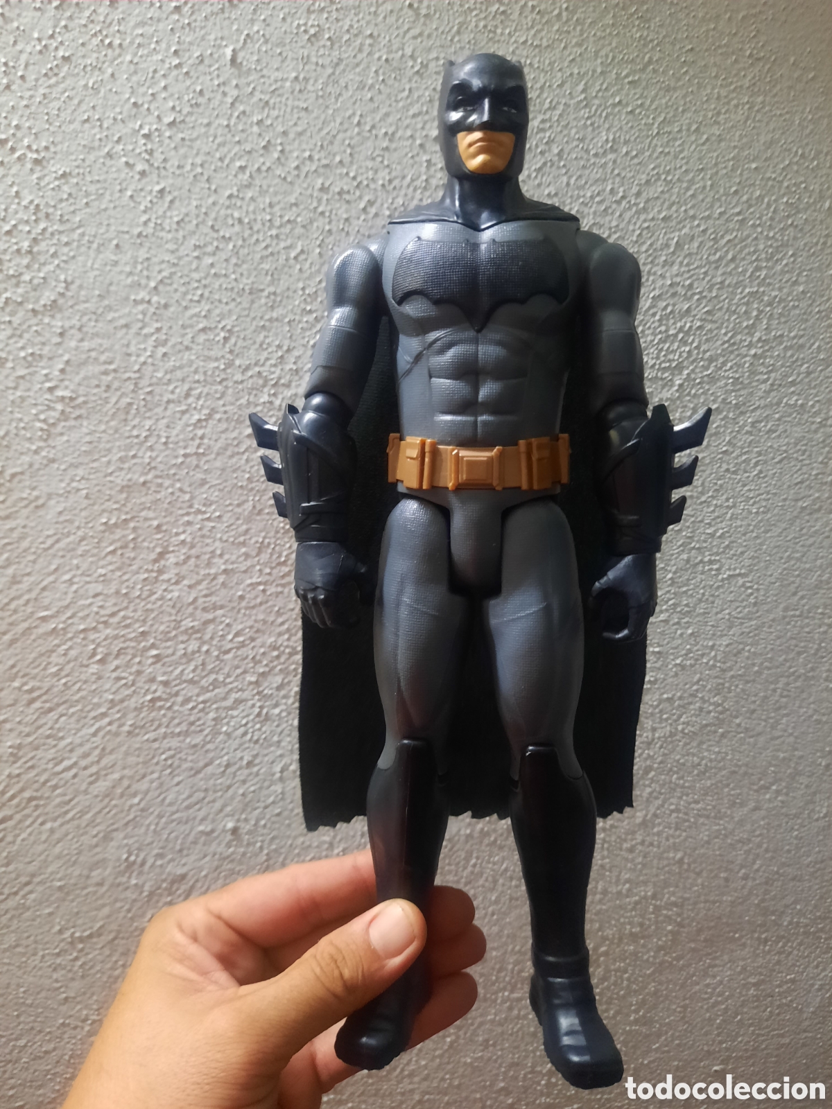 Figuras y mu&ntilde;ecos DC: Mu&ntilde;eco Articulado DC C&oacute;mics Batman 30cm