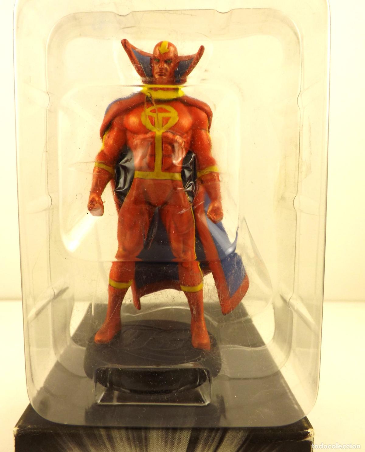 Figuras y mu&ntilde;ecos DC: DC Comics figura Red Tornado (Tornado rojo) - Foto 2