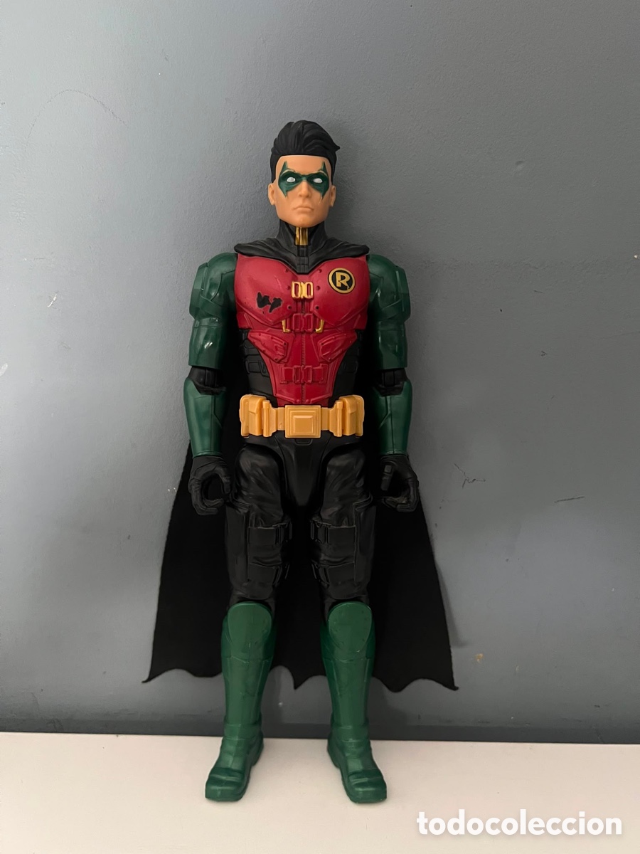 Figuras y mu&ntilde;ecos DC: Figura Robin True-Moves Series 30 cm