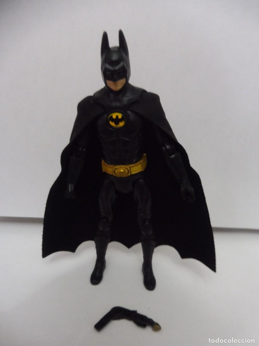 Figuras y mu&ntilde;ecos DC: Figura articulada Batman the movies Michael Keaton DC Multiverse Mattel 2013