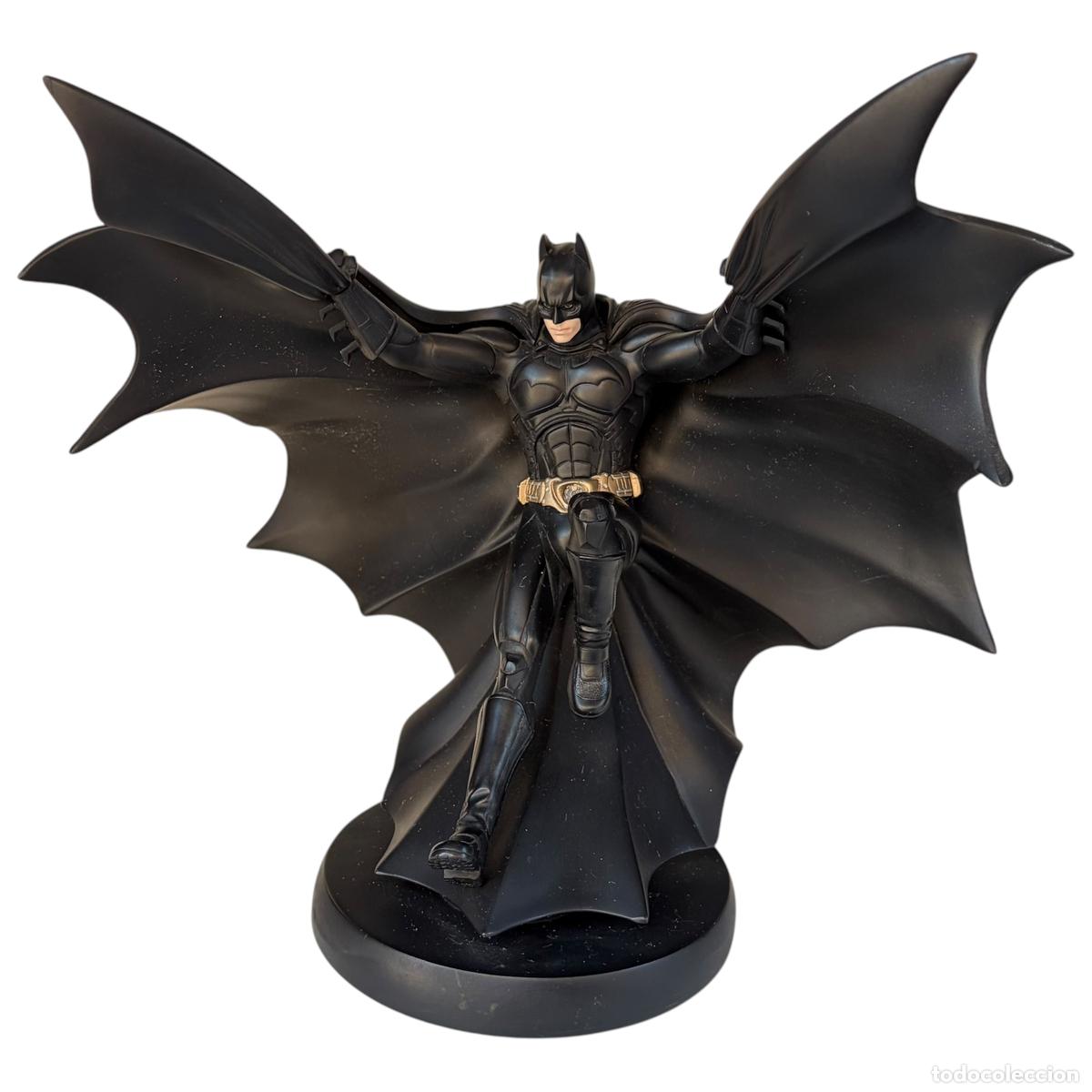 Figuras y mu&ntilde;ecos DC: Figura mu&ntilde;eco estatua Batman in Flight Batman Begins DC Direct 2005 limitada
