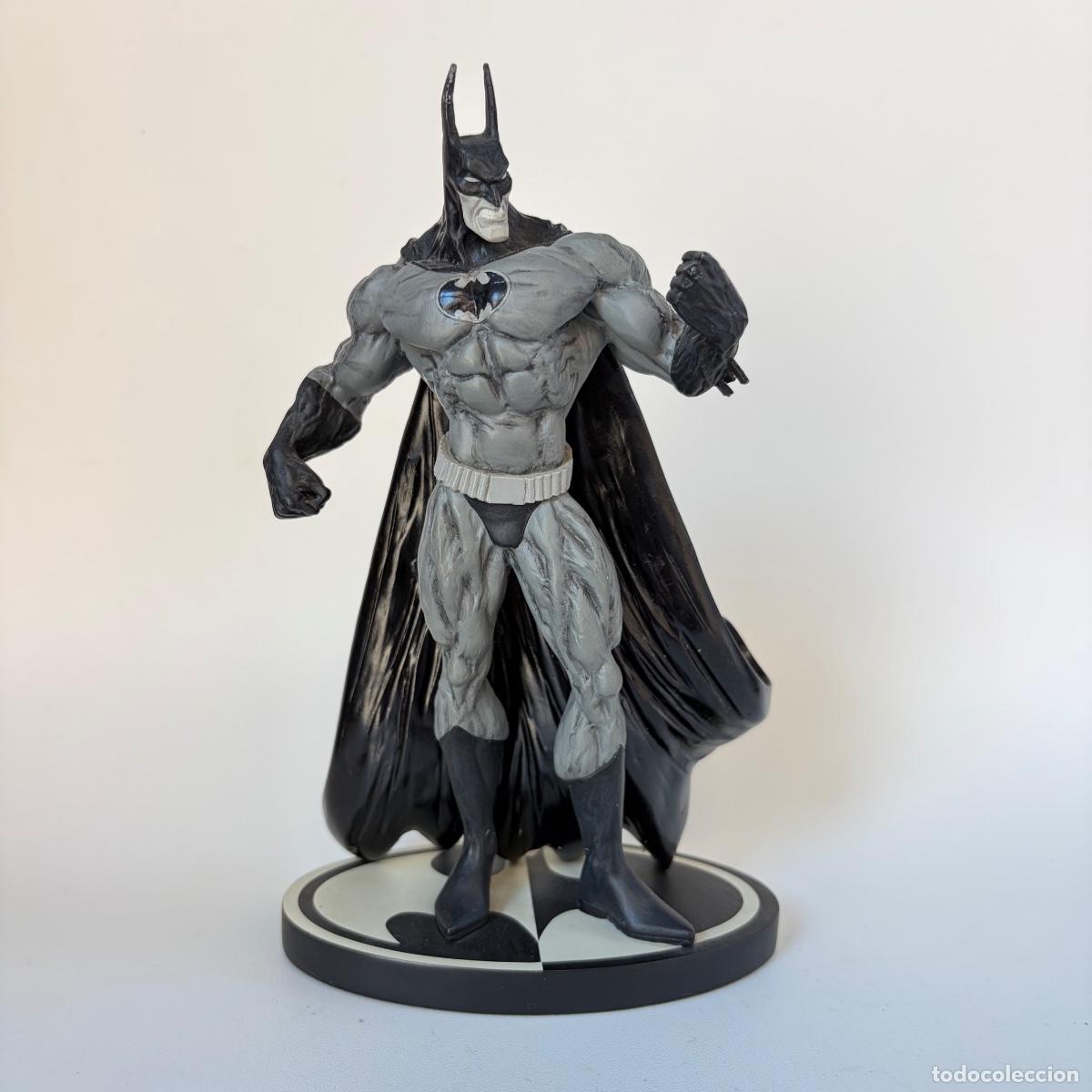 Figuras y mu&ntilde;ecos DC: Figura mu&ntilde;eco estatua Batman Black & White Simon Bisley DC Direct 2005 primera edicion 3655/5000