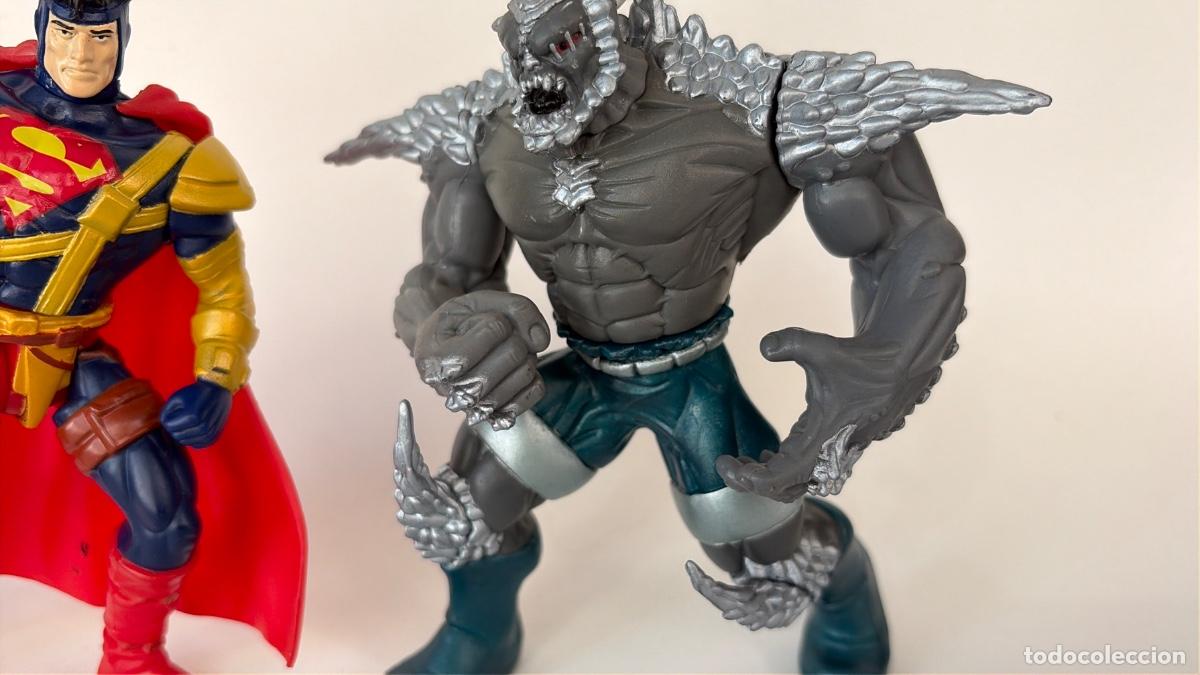 Figuras y mu&ntilde;ecos DC: figuras mu&ntilde;ecos Superman Doomsday Hunter Prey DC Kenner 1995 - Foto 4