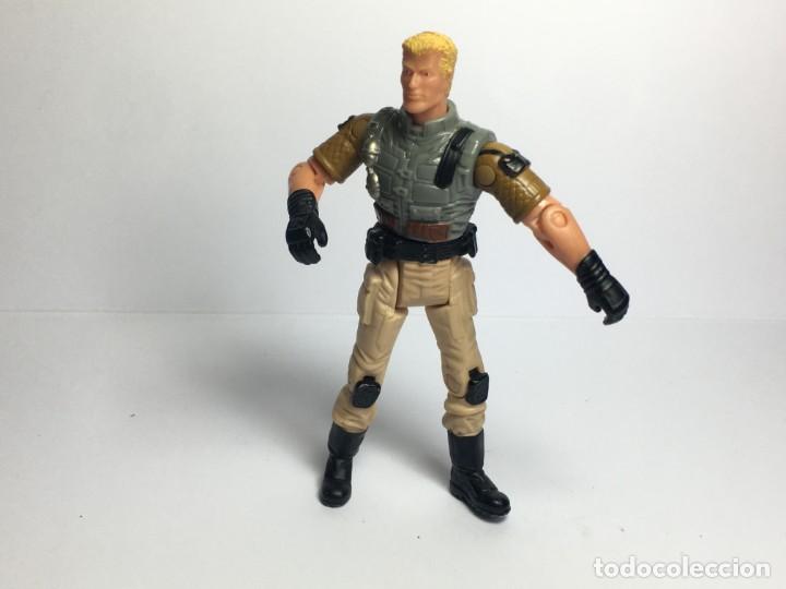 Figuras y mu&ntilde;ecos GI Joe: GIJOE GI JOE GIRATORIO HASBRO 2003 - Foto 1