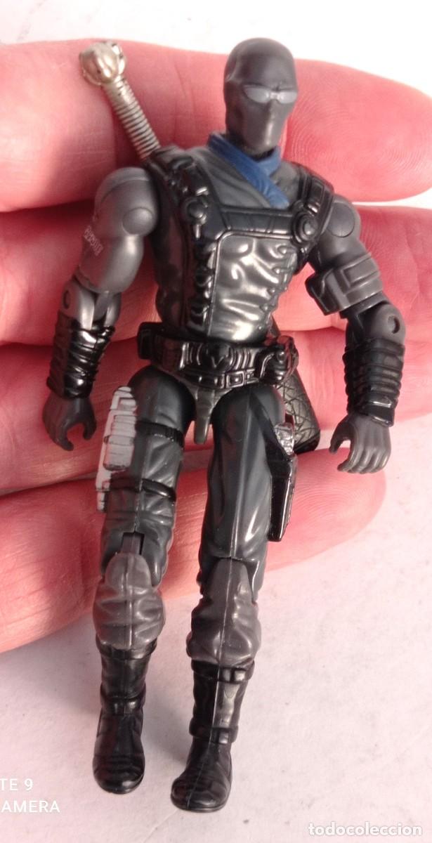 Figuras y mu&ntilde;ecos GI Joe: figura GI Joe de SNAKE EYES - Foto 1