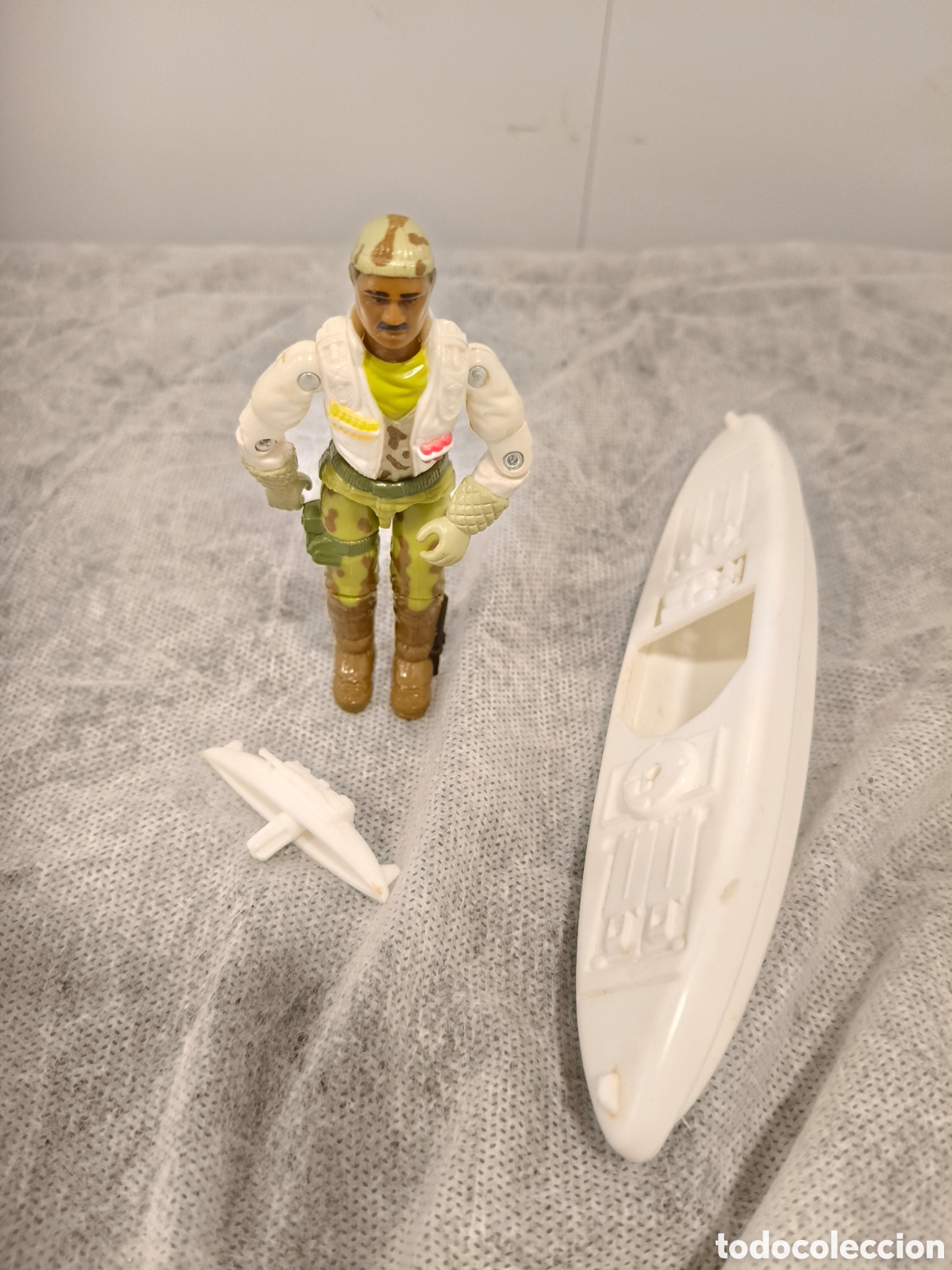 Figuras y mu&ntilde;ecos GI Joe: Gi Joe Stalker con canoa