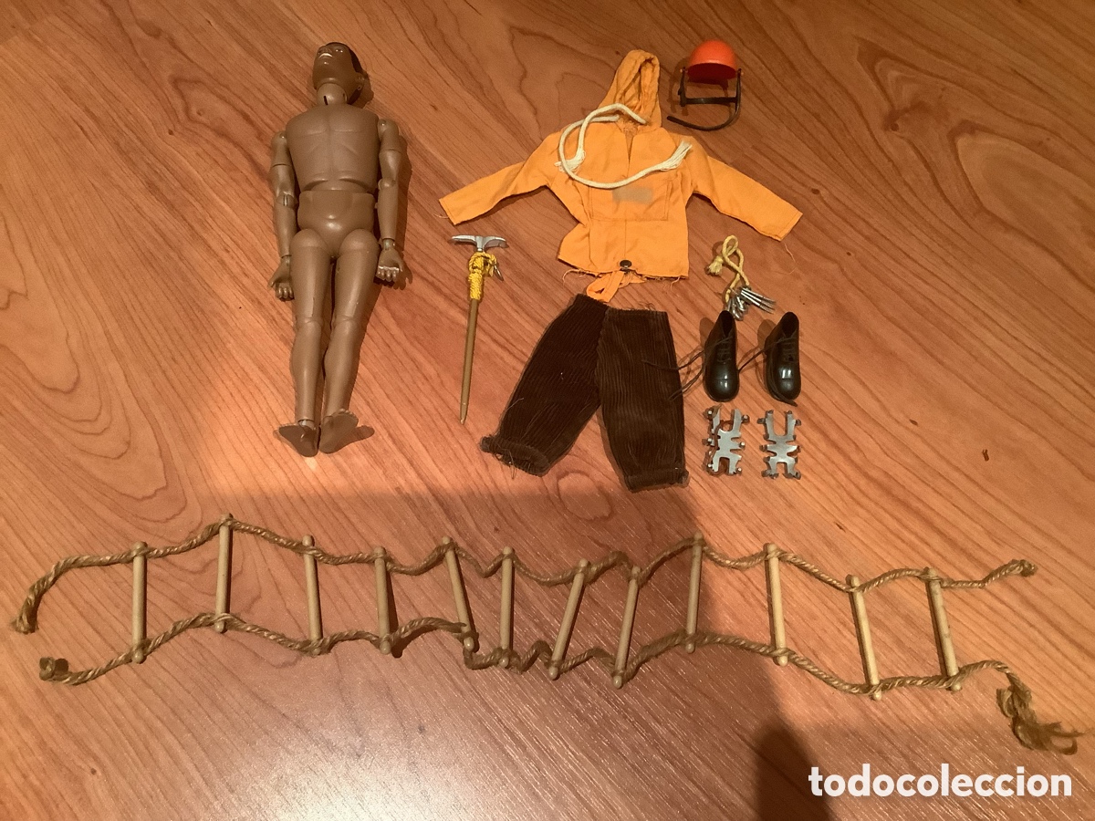 Figuras y mu&ntilde;ecos GI Joe: Maniqu&iacute; Cotswold con Conjunto del Monta&ntilde;ero Escalador de Action Man no Geyperman