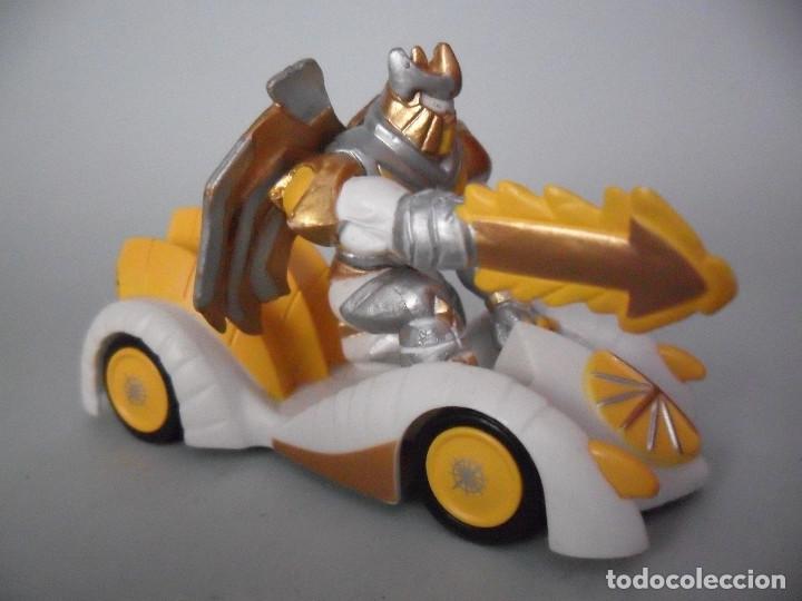 Figuras y mu&ntilde;ecos Gormiti: GORMITI COCHE GIOCHI PREZIOSI 2010 - Foto 2