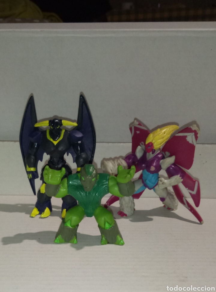 Figuras y mu&ntilde;ecos Gormiti: Lote tres gormiti - Foto 1