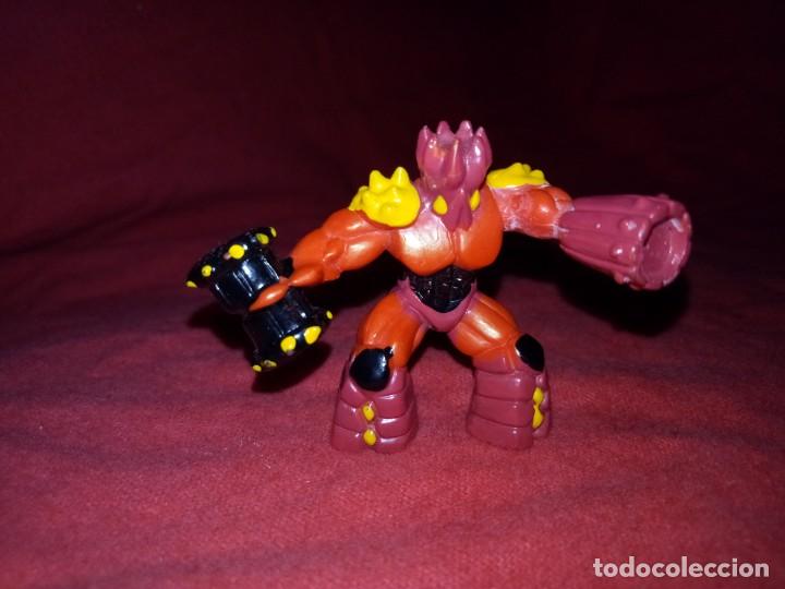 Figuras y mu&ntilde;ecos Gormiti: Figura Gormiti, n&uacute;mero 9 - Foto 1
