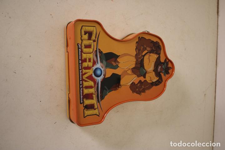 Figuras y mu&ntilde;ecos Gormiti: caja metalica de gormiti - Foto 3