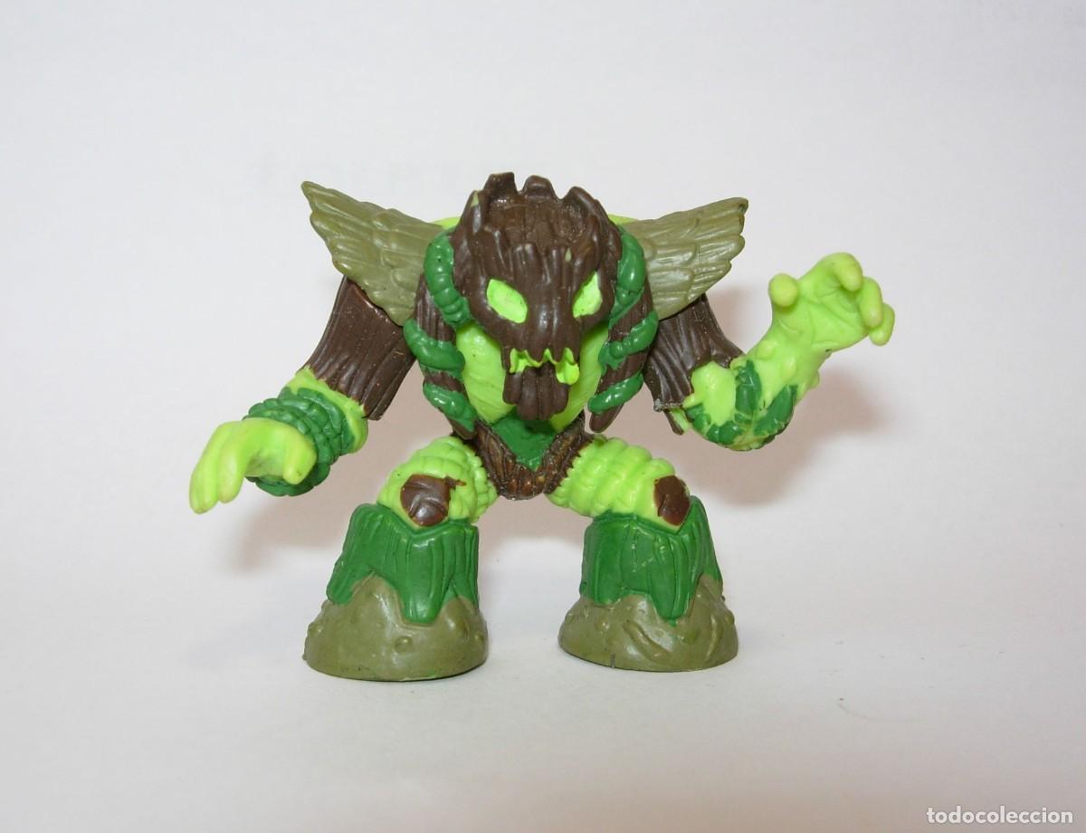 Figuras y mu&ntilde;ecos Gormiti: Gormiti Gormitis figura con conector base - Foto 1