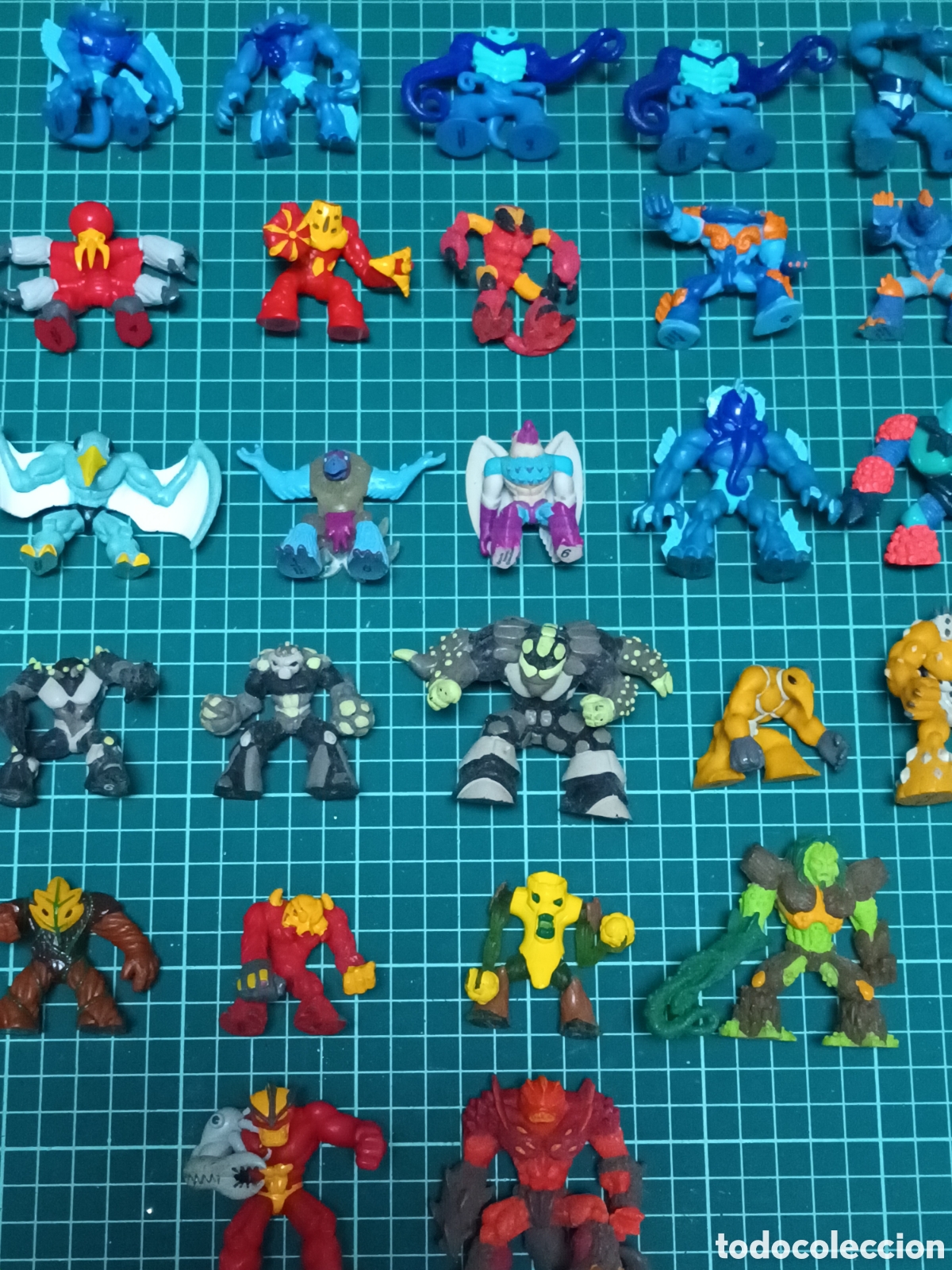 Figuras y mu&ntilde;ecos Gormiti: Lote 26 Gormiti colecci&oacute;n - Foto 5