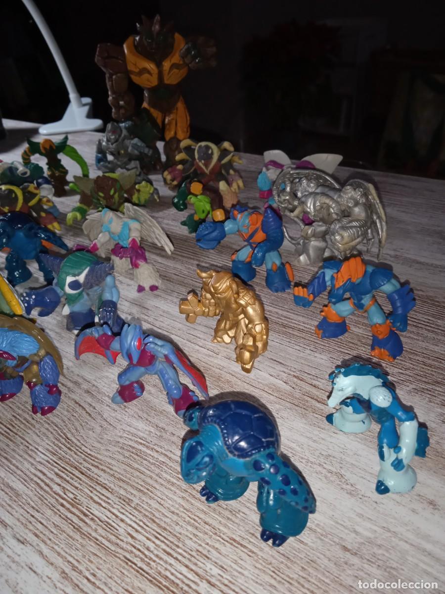 Figuras y mu&ntilde;ecos Gormiti: Lote 30 gormiti gormitis varios tipos - Foto 4
