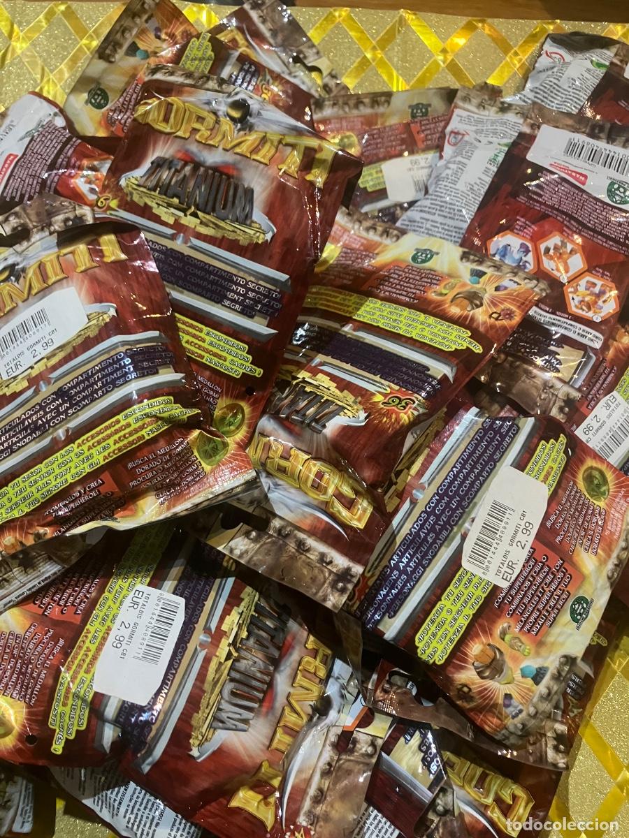 Figuras y Mu&ntilde;ecos Gormiti: LOTE DE 24 MU&Ntilde;ECOS GORMITI SOBRES SIN ABRIR SERIE TITANIUM 2011 l