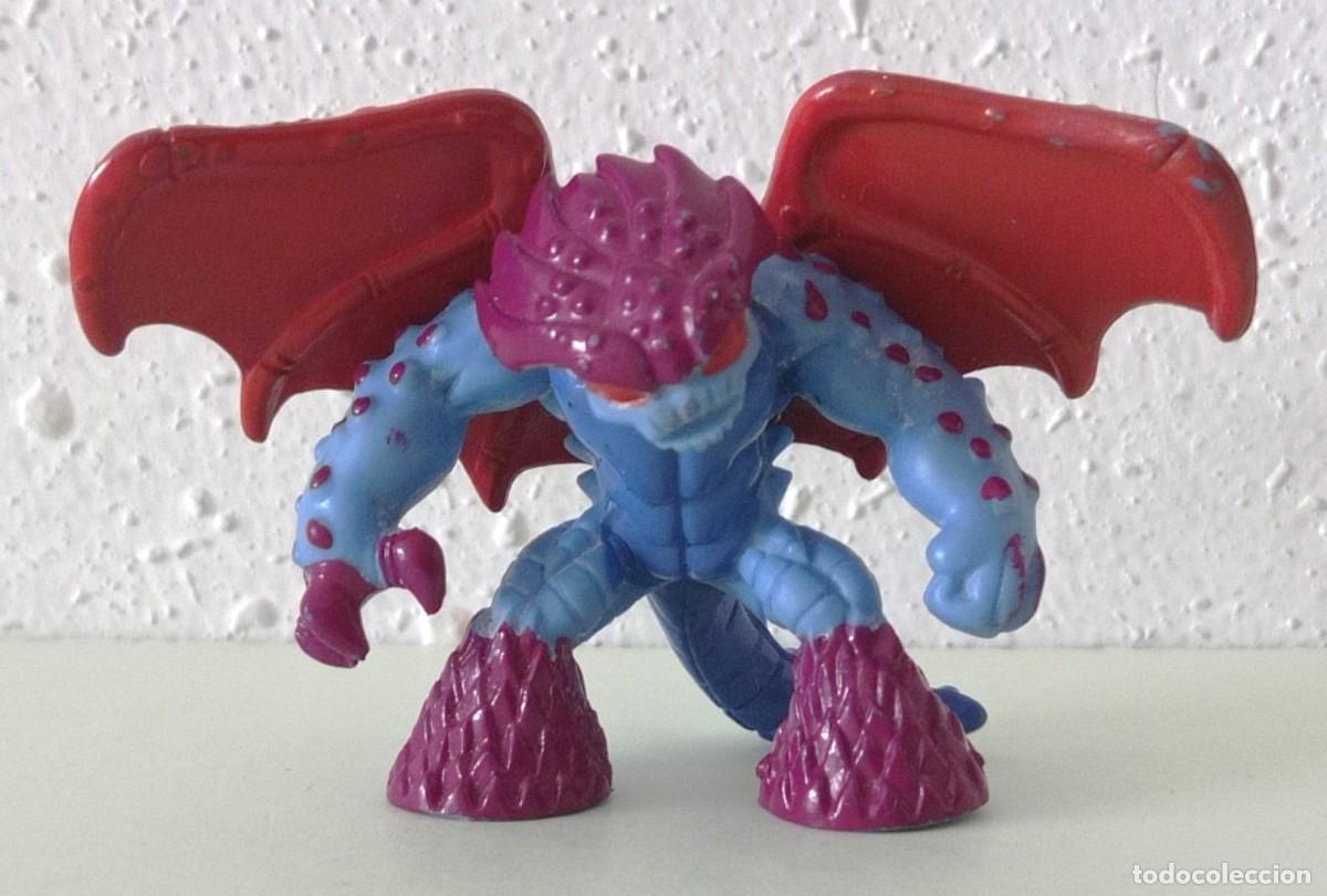 Figuras y mu&ntilde;ecos Gormiti: FIGURA GORMITI. PUEBLO DEL AIRE (DRAG&Oacute;N, EL INCINERADOR)