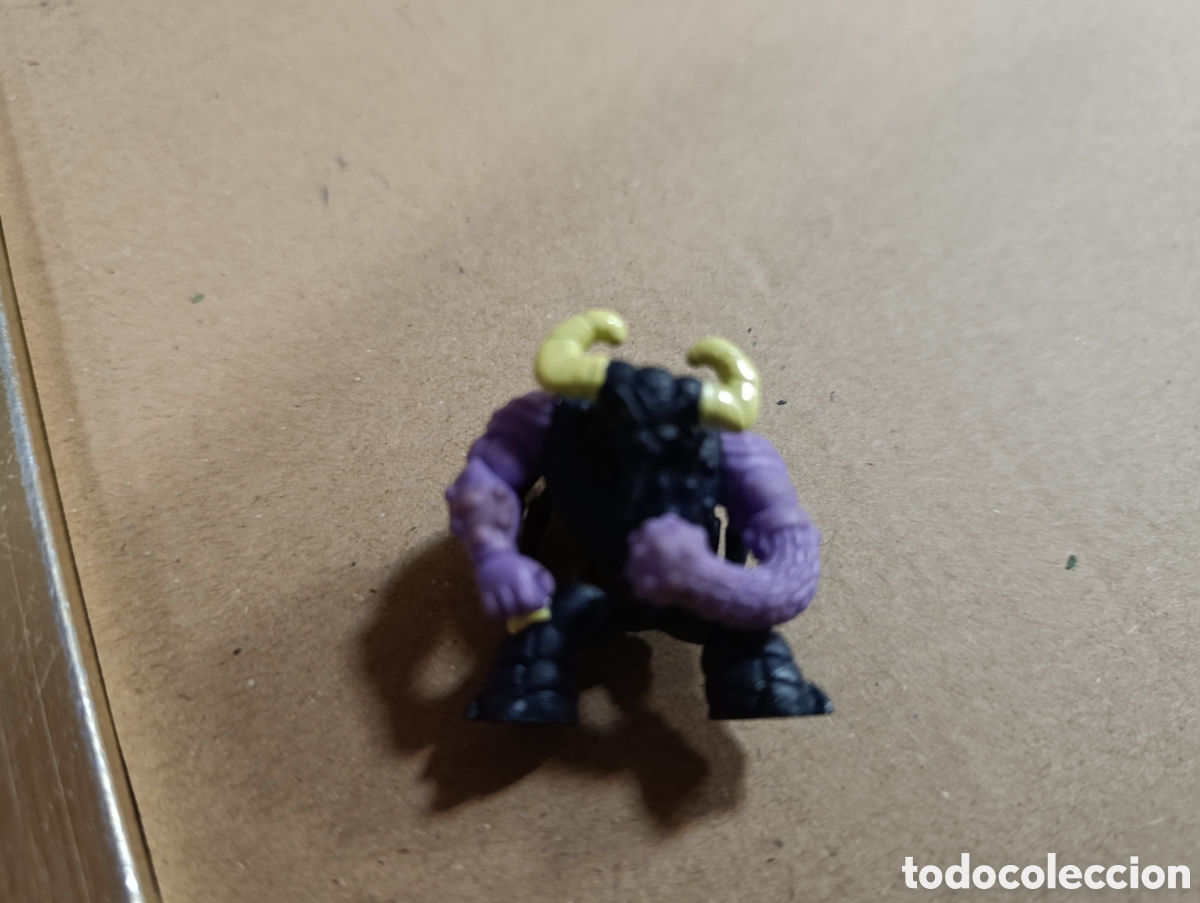 Figuras y mu&ntilde;ecos Gormiti: Incubonero, el Tormentoso. Serie Titanium. Gormiti.
