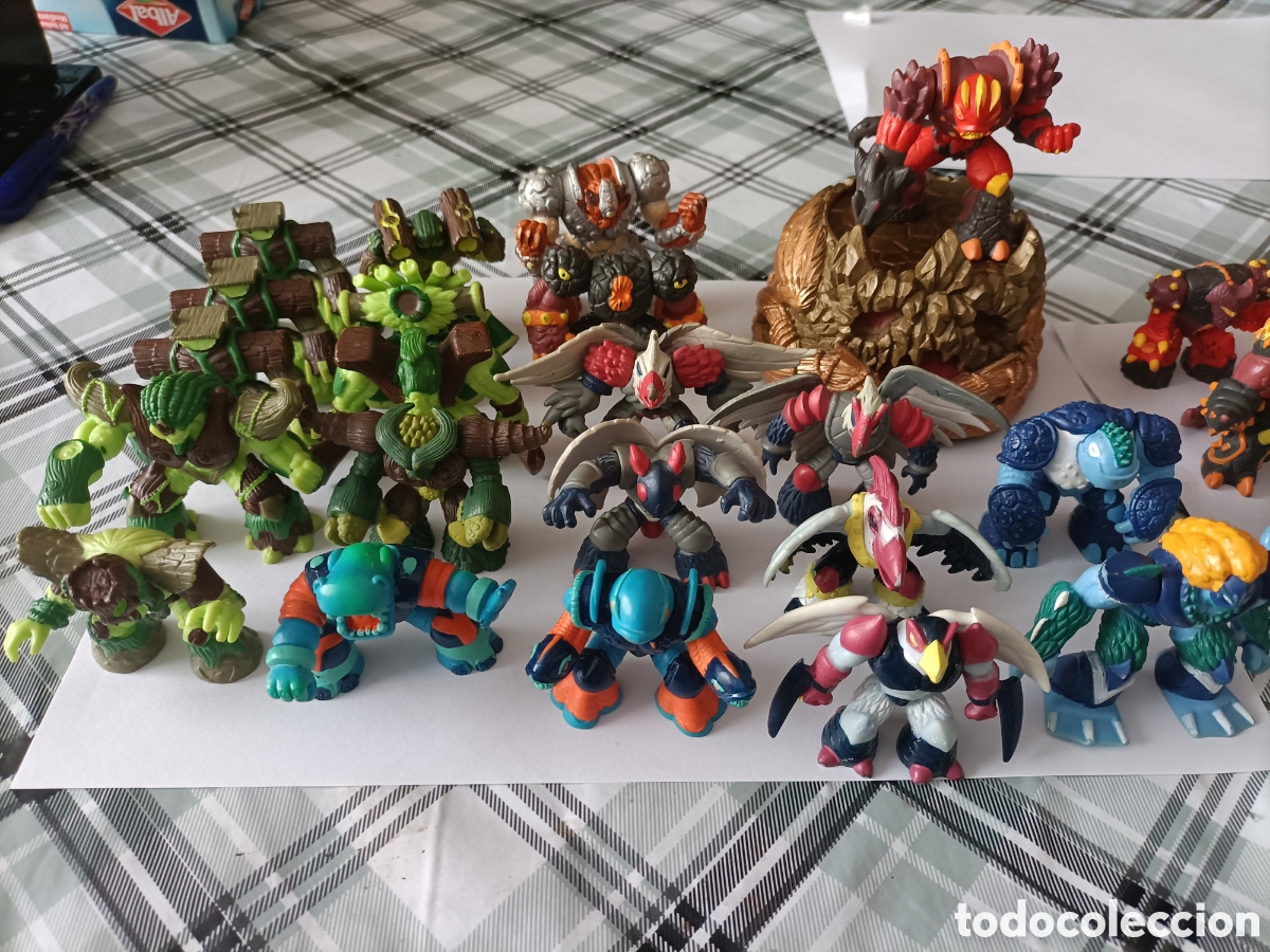 Figuras y mu&ntilde;ecos Gormiti: Gormitti con Altar del eclipse - Foto 2