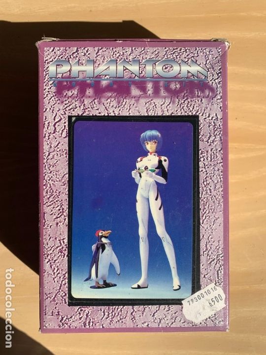 Neon Genesis Evangelion Rei Ayanami con pinguino