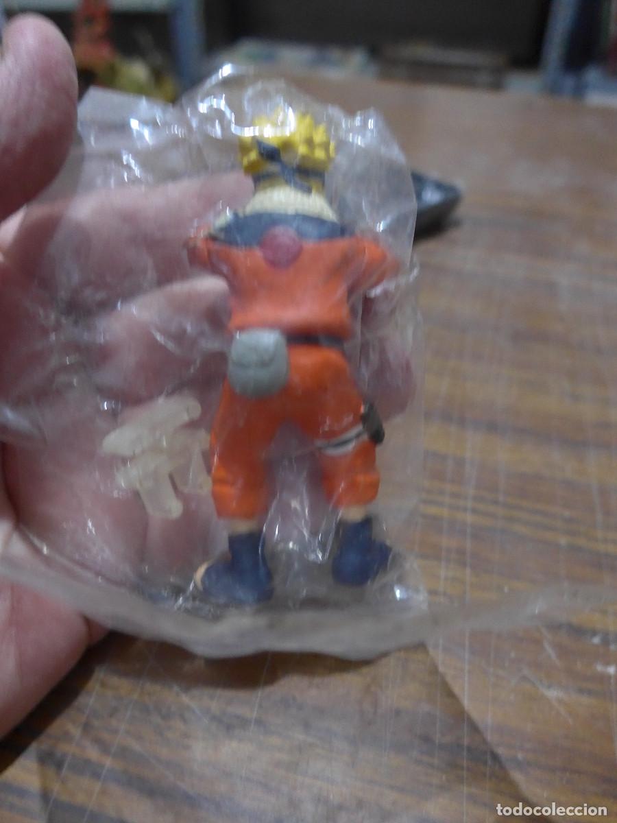 Figuras y mu&ntilde;ecos Manga: FIGURA NARUTO EN UNA BASE - Foto 2