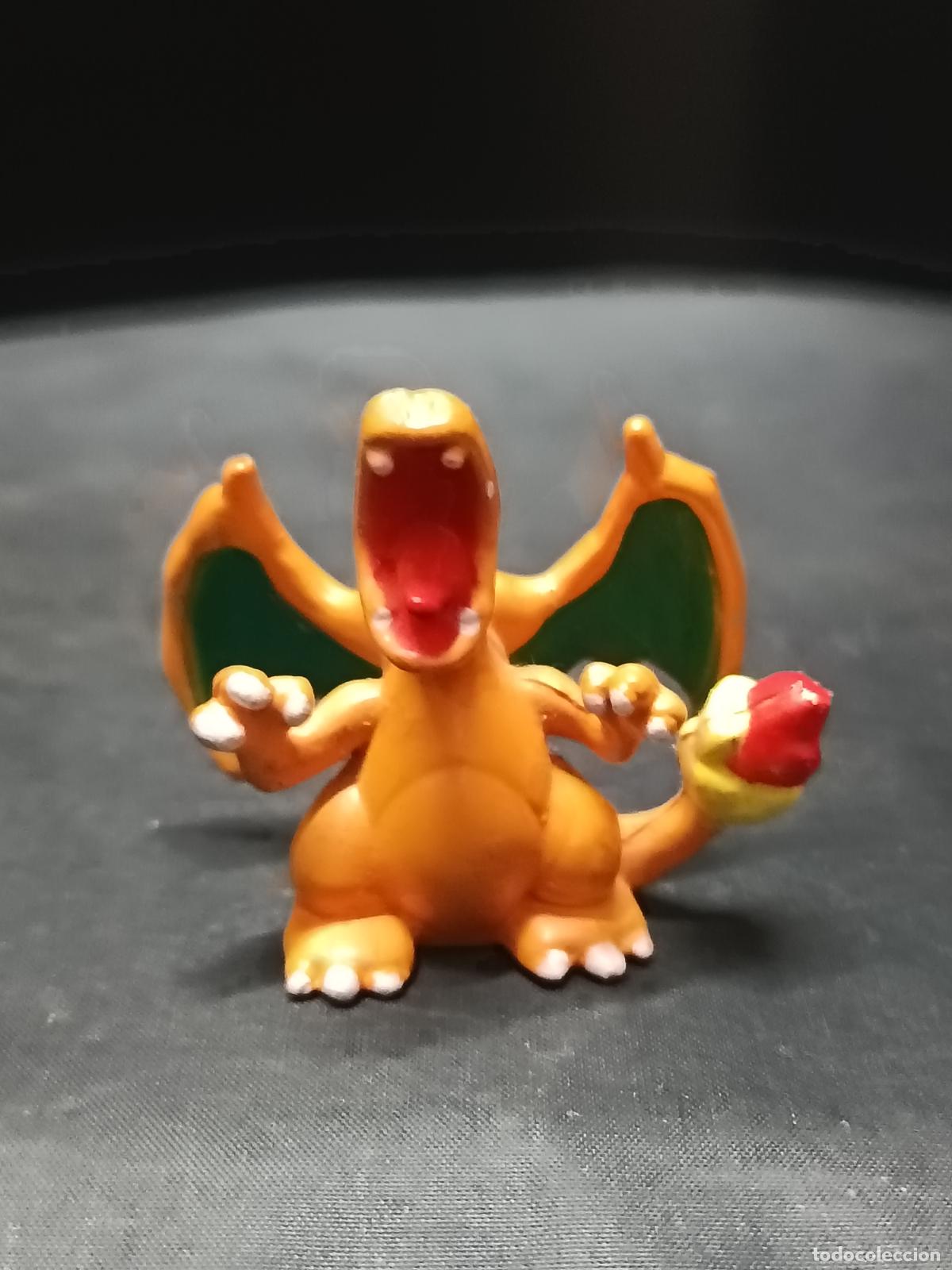 CHARIZARD de POKEMON. Figura pvc 6cm.