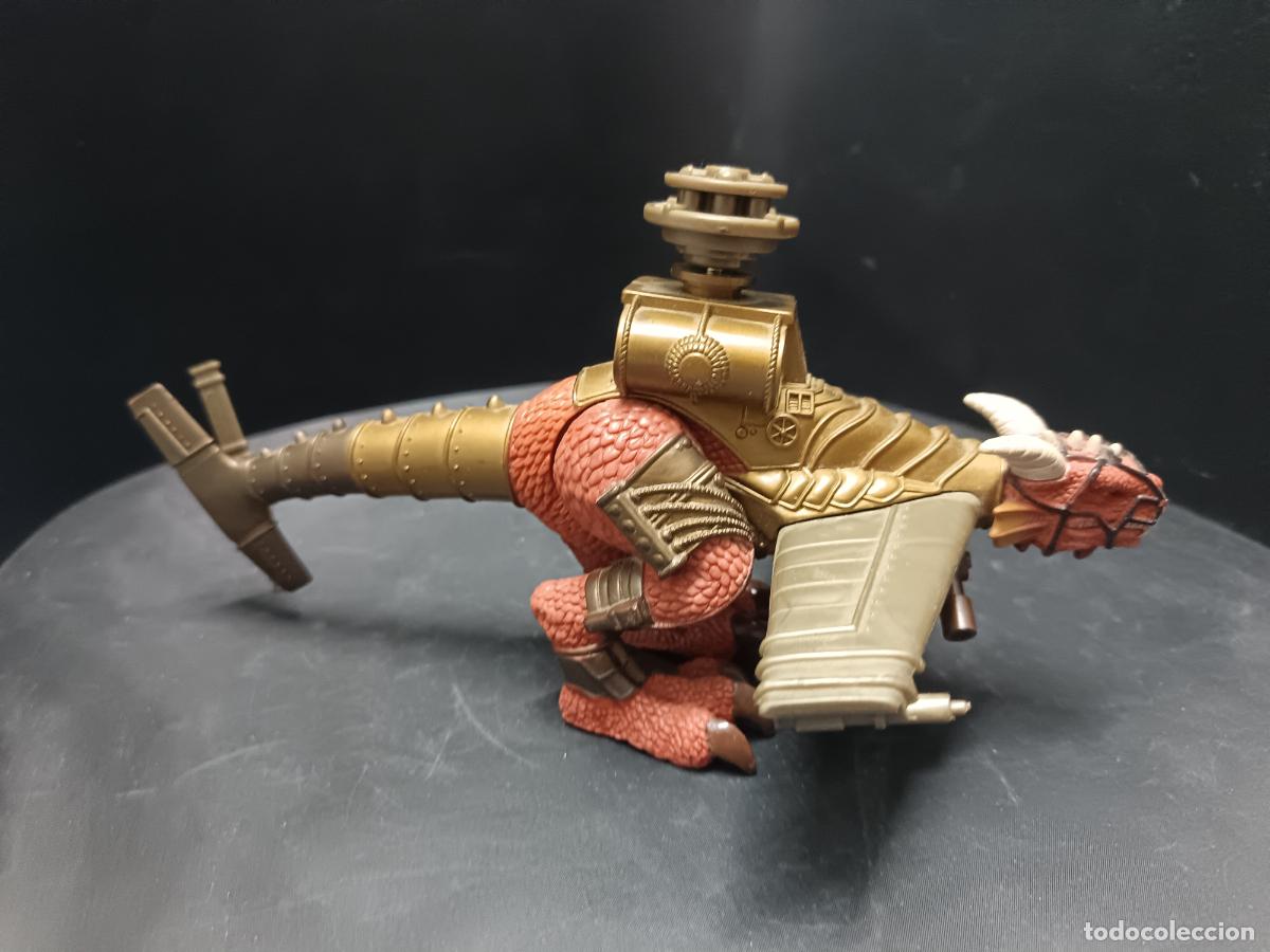 Figure and Dolls Manga: Dragon Gatling Skyterror de Duel Masters, Hasbro 2003, Figura 23x15 cent&iacute;metros.