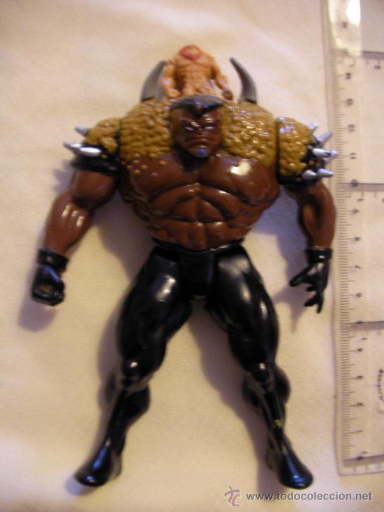 Figuras y mu&ntilde;ecos Marvel: FIGURA SUPER HEROE CON HOMBRECILLO EN SU INTERIOR - Foto 1