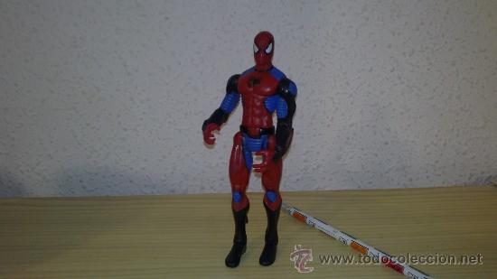 Figuras y mu&ntilde;ecos Marvel: spiderman mu&ntilde;eco articulado   hasbro - Foto 1