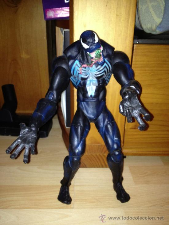 muñecos de venom