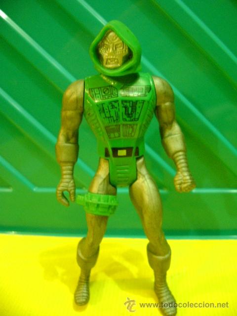 Figuras y mu&ntilde;ecos Marvel: Figura Dr Doom Secret Wars de 11 cm, Marvel 1984 - Foto 2