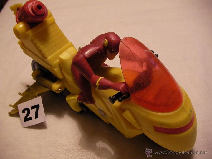 Figuras y mu&ntilde;ecos Marvel: FIGURA DE ACCION CON VEHICULO - Foto 1