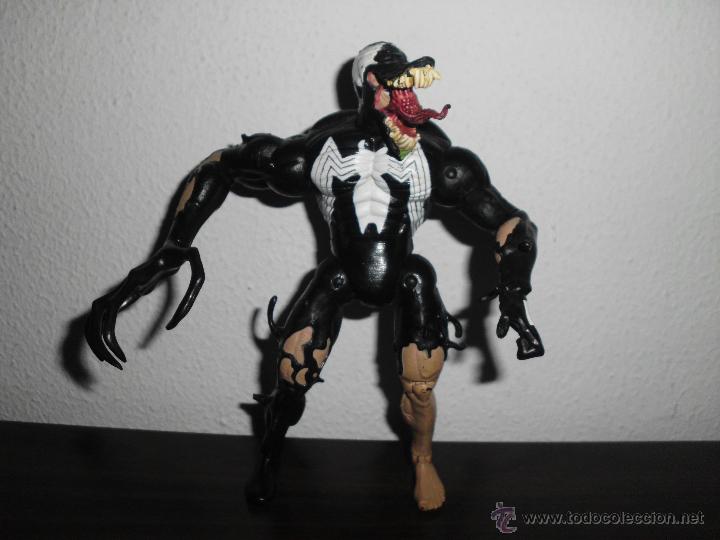 muñecos de venom