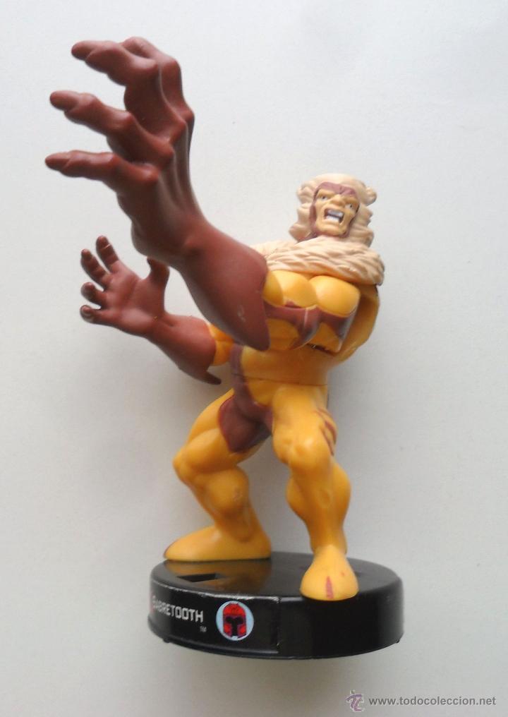 Figuras y mu&ntilde;ecos Marvel: FIGURA MARVEL ATTACKTIX SABRETOOTH HASBRO 2006 - Foto 3