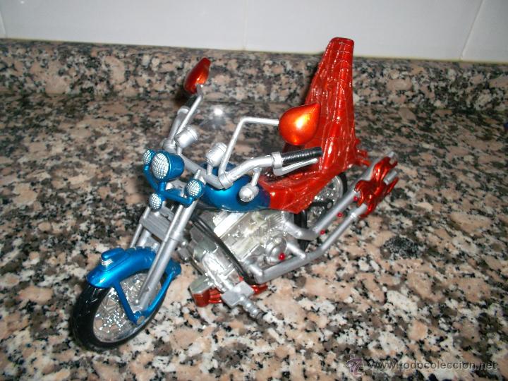 Figuras y mu&ntilde;ecos Marvel: moto de espiderman - Foto 1
