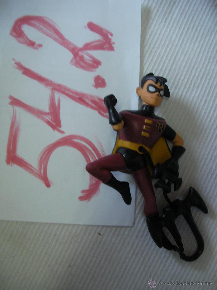 Figuras y mu&ntilde;ecos Marvel: FIGURA DE ROBIN CON ARTILUGIO - Foto 1