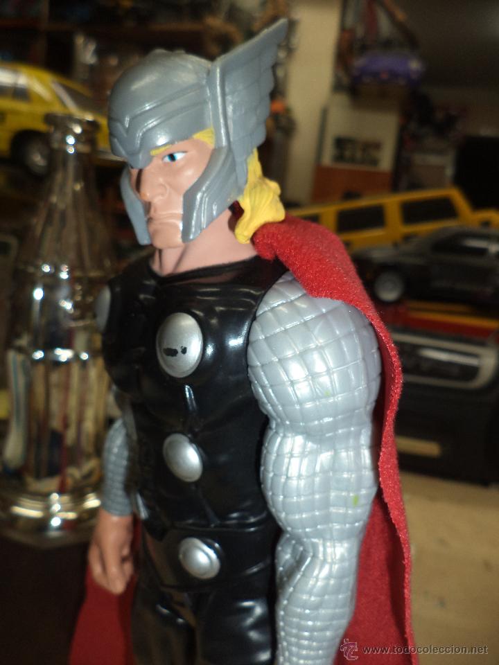 Figuras y mu&ntilde;ecos Marvel: Thor.Dios del Trueno.Los Vengadores.Marvel Comics / Hasbro. - Foto 2