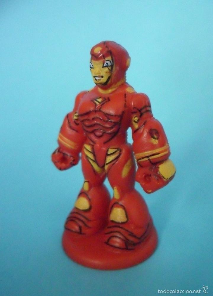 Figuras y mu&ntilde;ecos Marvel: MARVEL HEROES IRON MAN FIGURA TIPO KINDER 2008 - Foto 2