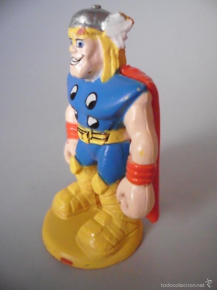 Figuras y mu&ntilde;ecos Marvel: MARVEL HEROES THOR FIGURA TIPO KINDER 2008 - Foto 2